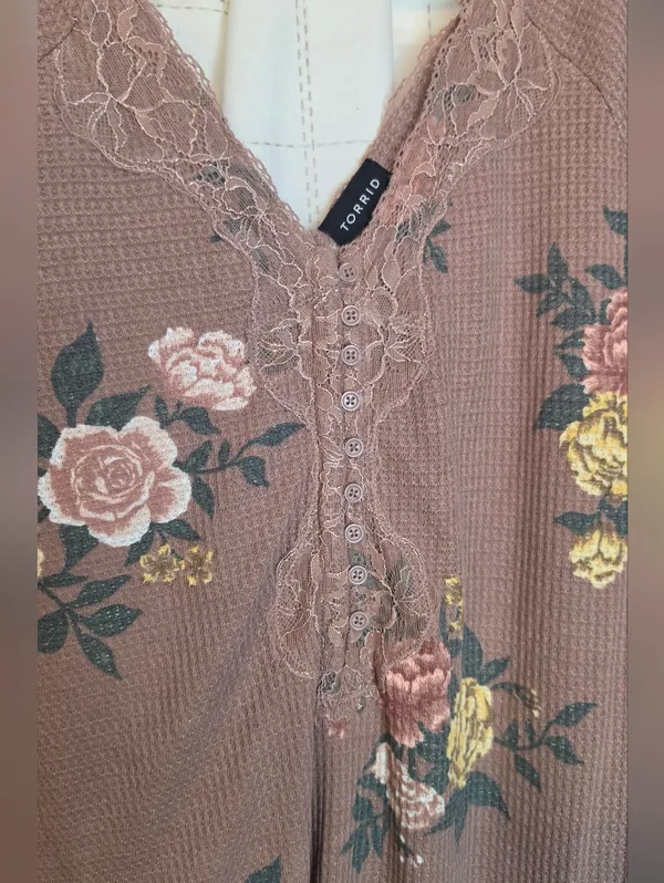 Torrid Waffle Knit Floral Top - Image 3