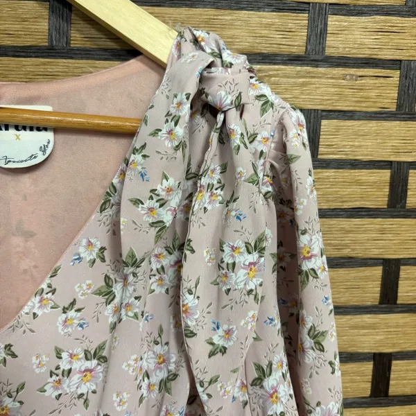 Arula Pale Pink Floral‎ Tiered Dress Size X-10/12 - Image 4