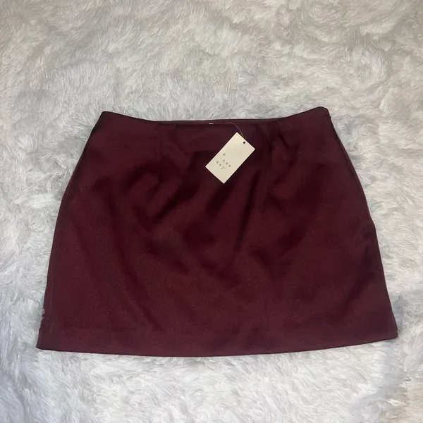 NWT A New Day Red Maroon Satin Mini Skirt size 12 - Image 2