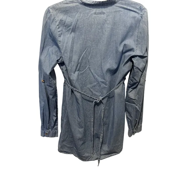 Ruff Hewn Chambray Tuxedo-Pleat Shirt Dress — M - Image 4