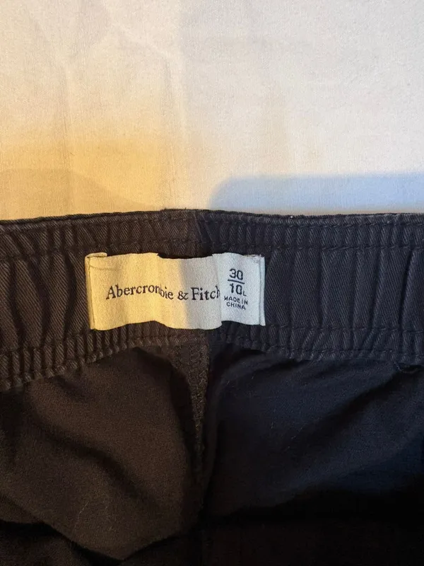Abercrombie Cargo Pants - Image 3