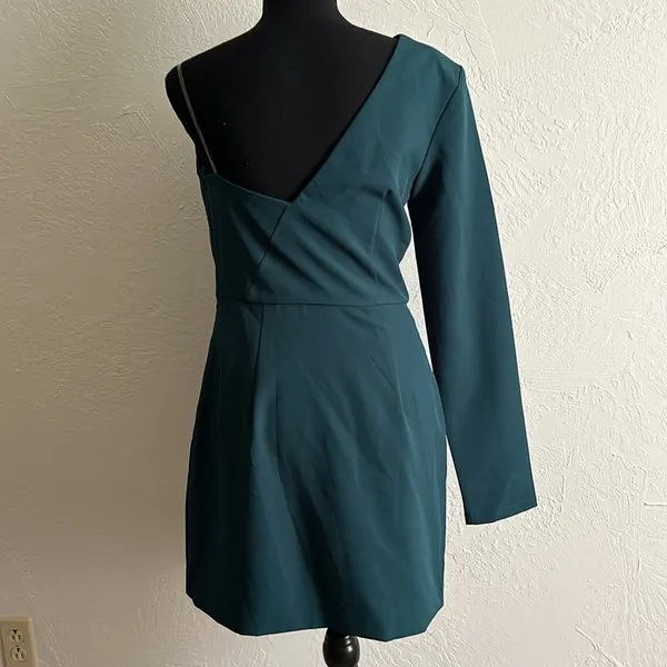 Emerald green one shoulder long sleeve sweetheart neckline semi formal dress - Image 3