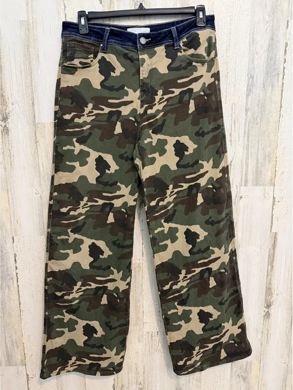 Risen Jeans Camo Wide Leg High Rise Stretch Pants Size 15/32 Y2K - Image 2