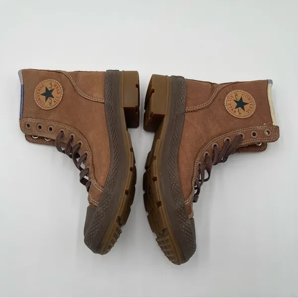 Converse Women’s 7 Chuck Taylor All Star Outsider Brown leather Hi Top Sneakers - Image 7