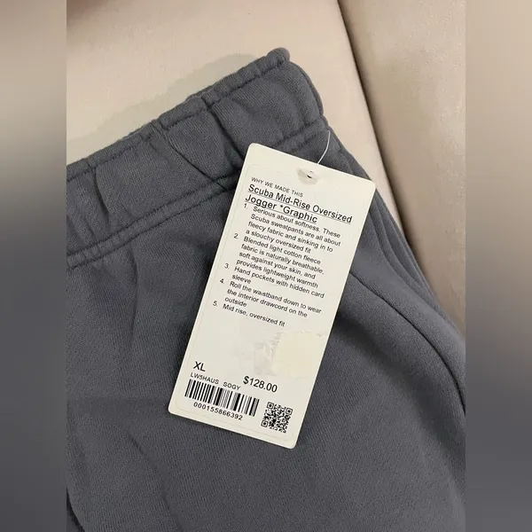 Lululemon NWT Scuba Mid Rise Oversized Fleece Joggers Graphic Solar Grey Size XL - Image 11