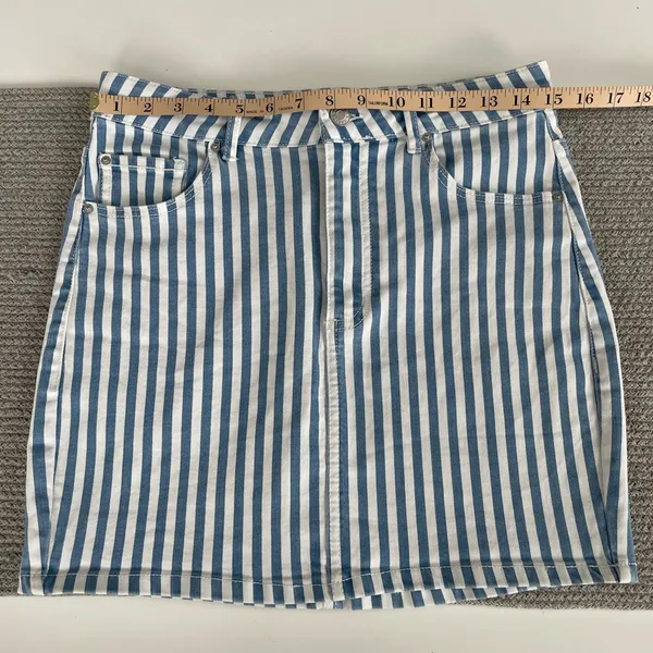 Garage Blue and White Striped Stretch Denim Mini Skirt Size Medium - Image 5