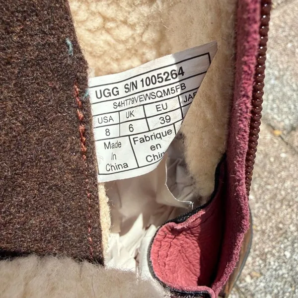 UGG Women's Kesey Waterproof Boots Size 8 - Image 12