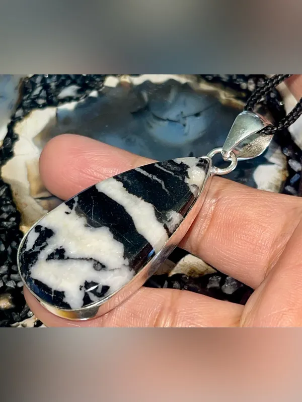 White Buffalo Turquoise Crystal Pendant 2 1/2” - Image 13