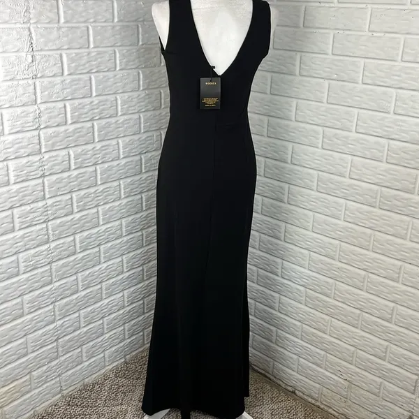 Black V-Neck Sleeveless Maxi Dress with Side Slit - Image 7