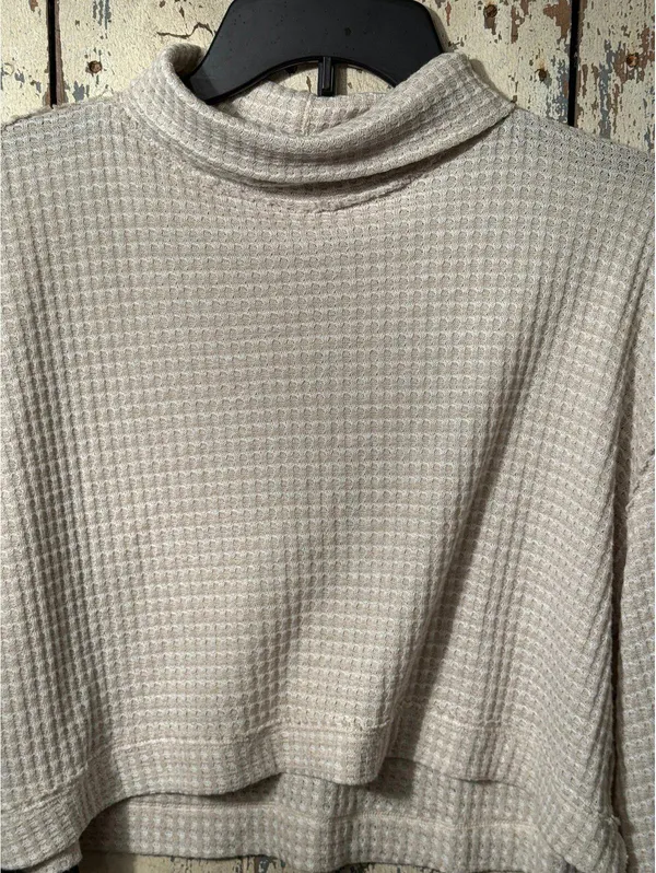 Free People Cropped Knit Top size XS mock neck - Image 2