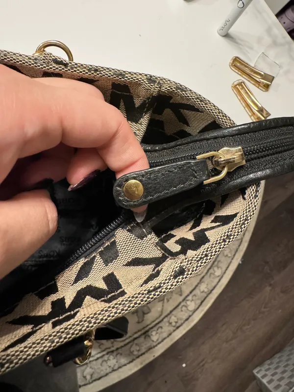 Michael Kors Tote Bag - Image 6