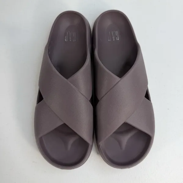 Gap Women's 10 Criss-Cross Pillow Pool‎ Slides Sandals Platform Peppercorn Brown - Image 6