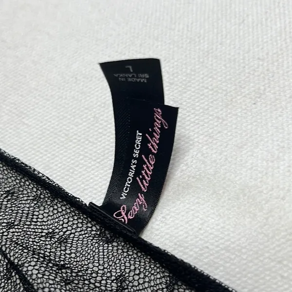 Victoria’s Secret Lace Cami - Image 5