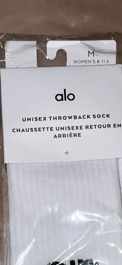 Alo Yoga Throwback Socks Unisex white - Image 4