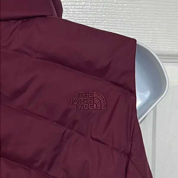 The North Face Down‎ Alpz Vest 550 Fill Medium Maroon size XS - Image 6