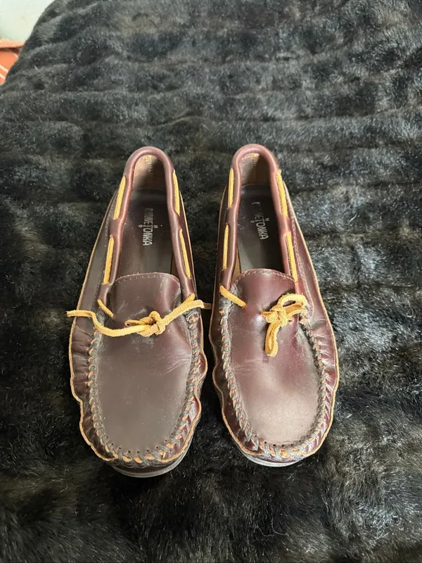 Womens Minnetonka Dark Brown Leather Slip On Tie Moccasin Loafer Shoes Size 12 - Image 2