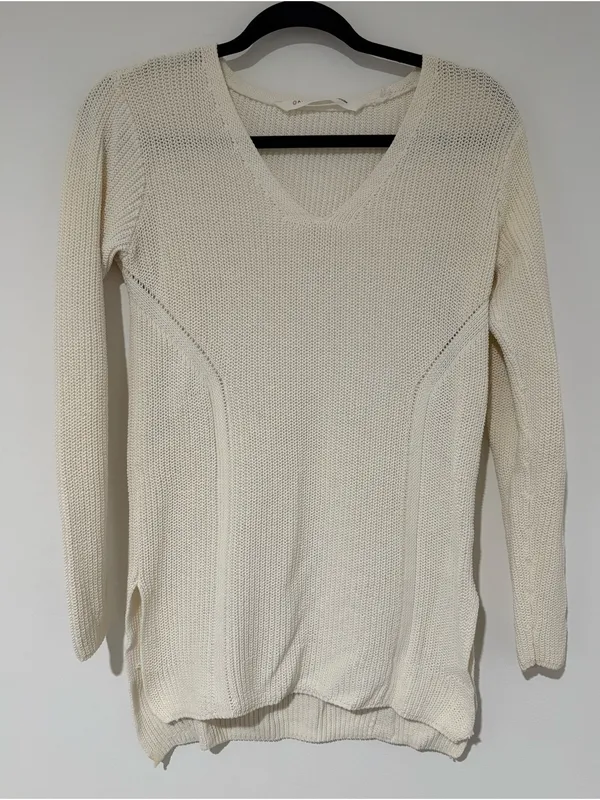 Athleta Women’s Highline Sweater Tunic Cream Size Small V-Neck Knit Casual Fall - Image 2