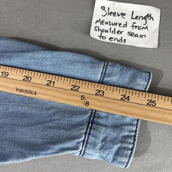 Oversized Button Up Denim Shirt Size Medium Blue Jean Relaxed Fit 90s Butter Mom - Image 10