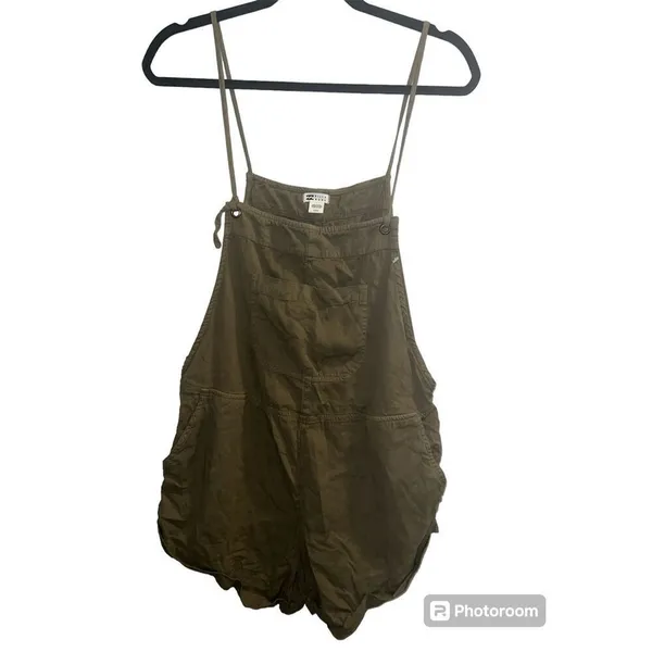 ✨Billabong Wild Pursuit Short Sz Large Sage Overalls✨ - Image 4