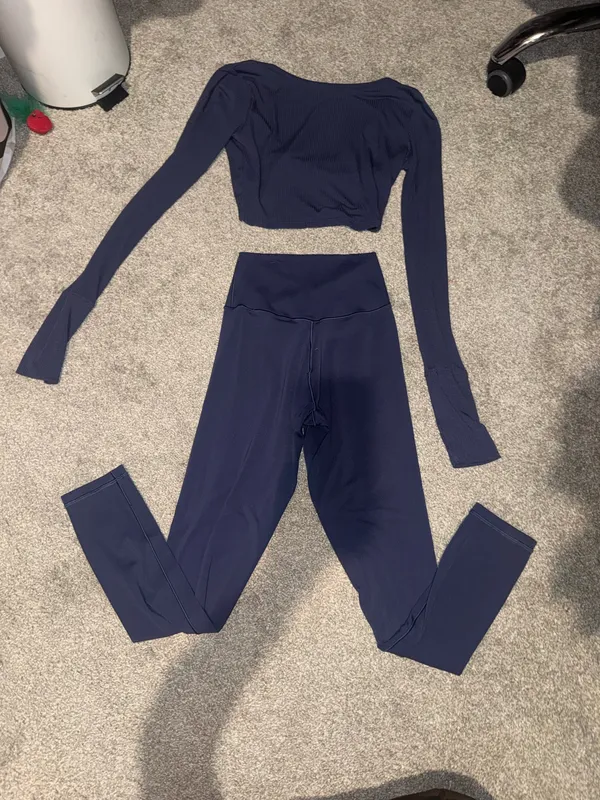 Offline by aerie Navy Twist-Front Ribbed Crop Top and crossover leggings set - Image 2