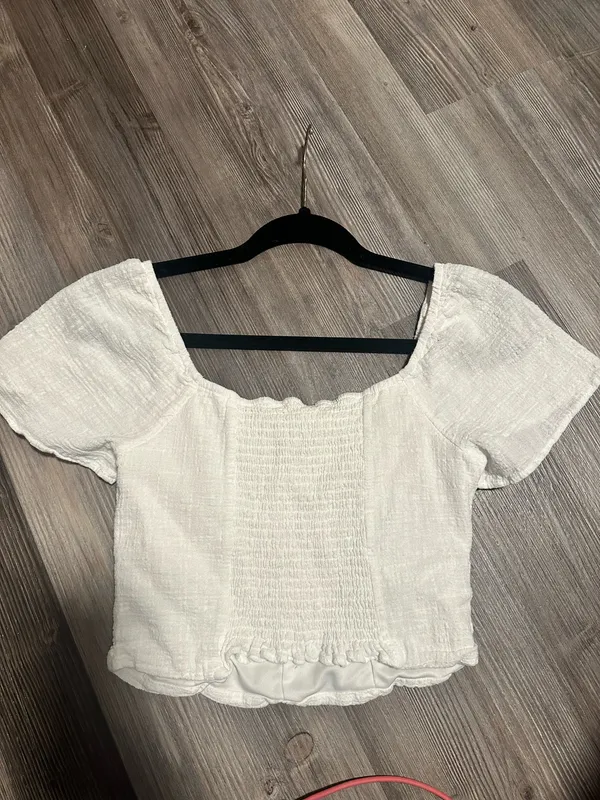 Boutique Crop Top - Image 3