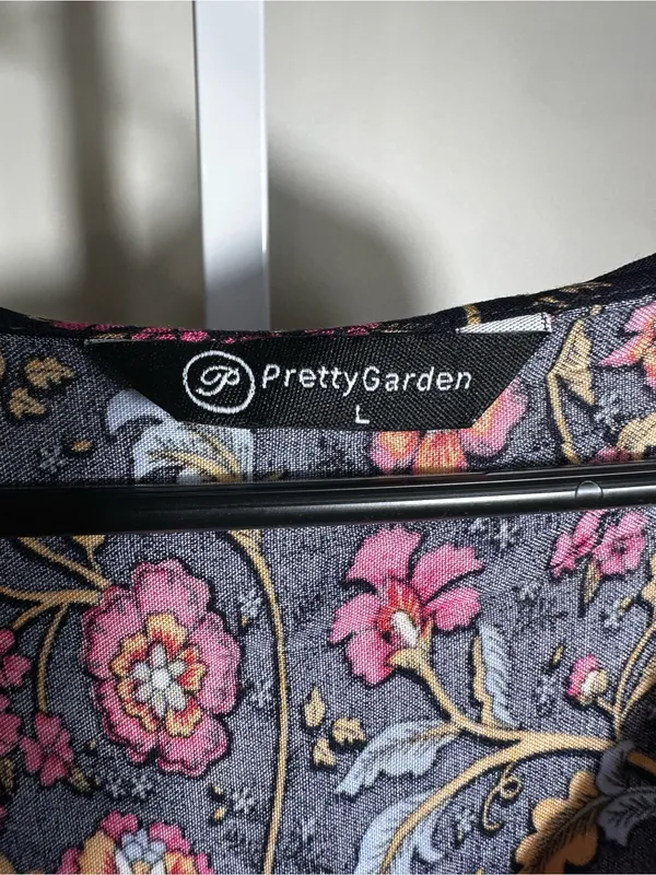 S12. Pretty Garden Floral V-Neck Maxi Dress in Black and Pink - Image 2