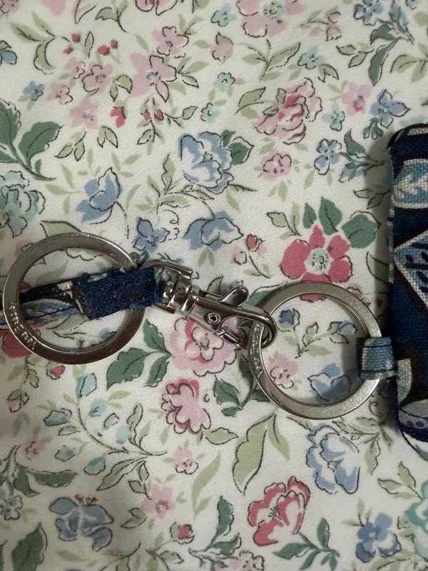 Vera Bradley Lanyard Zip Wallet ID Case - Image 5