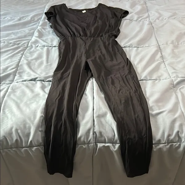 ZYIA black Casual Dolman Sleeve Jumpsuit - Image 2