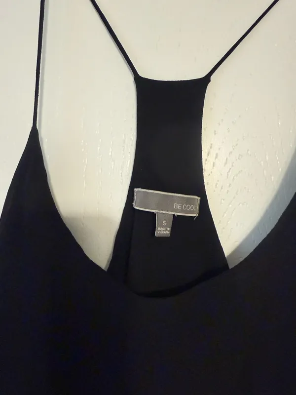 Be Cool Black Mesh Chiffon Flowy Racerback Tank Women’s Small - Image 3
