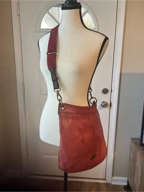 Fossil Red Pink Distressed Leather Crossbody Messenger Bag Large Boho - Image 3