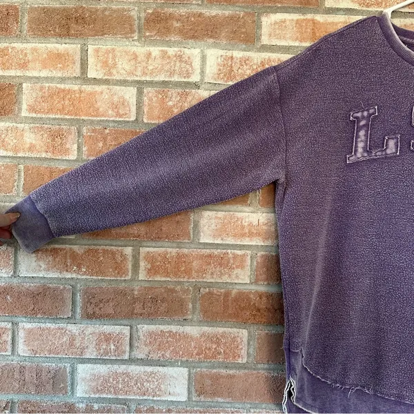 Champion LSU Tigers Crewneck Sweatshirt Distressed Womens Medium Oversized Purple College - Image 5