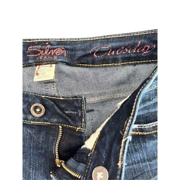 Silver jeans Co boots cut jeans size 28 - Image 10