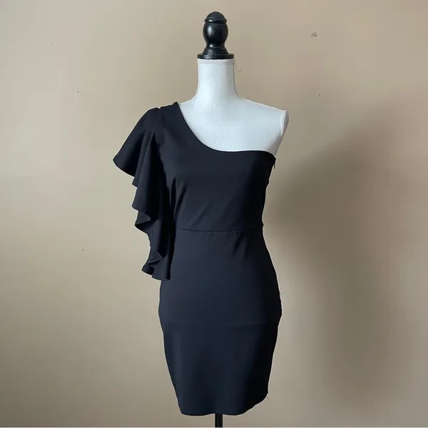 LULU'S | Live my Life Black One-Shoulder Bodycon Dress Sz M - Image 3