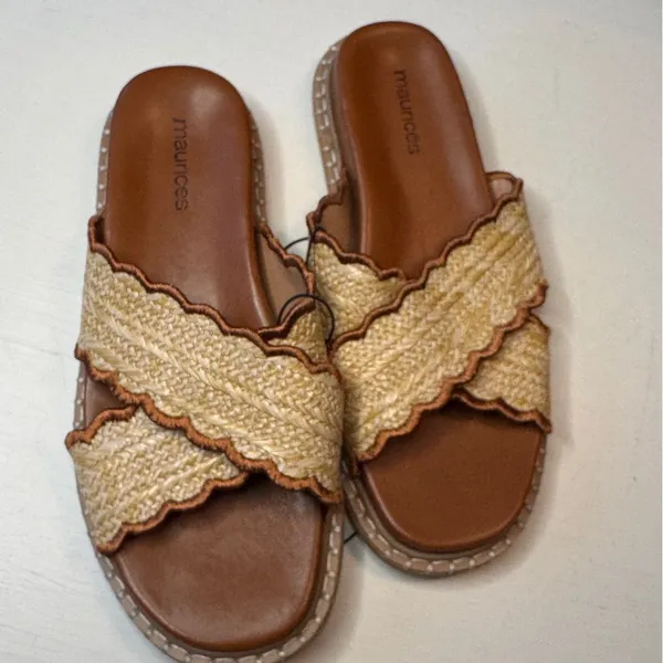 Maurices Chelsea Tan and Brown Women's Slide Cross Strap Sandals Sz 7 NWT - Image 2