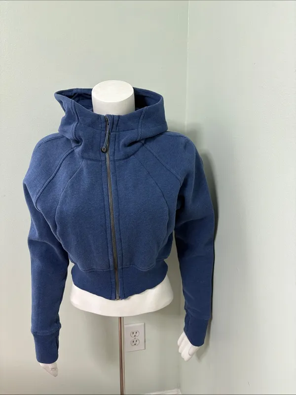lululemon Blue Heather Oasis Scuba Full Zip Cropped Hoodie size 8 - Image 3