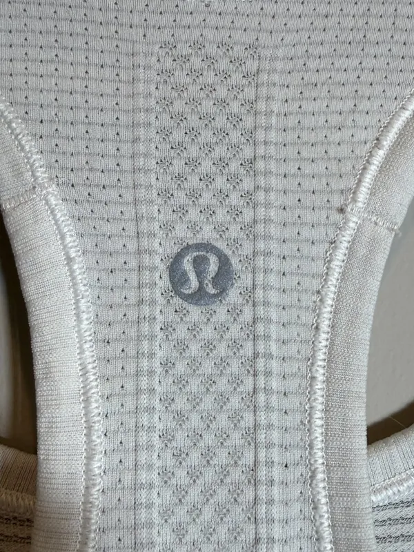 Lululemon Swiftly Tech Racerback Tank Top Women's 8 White Workout Gym Fitness - Image 10