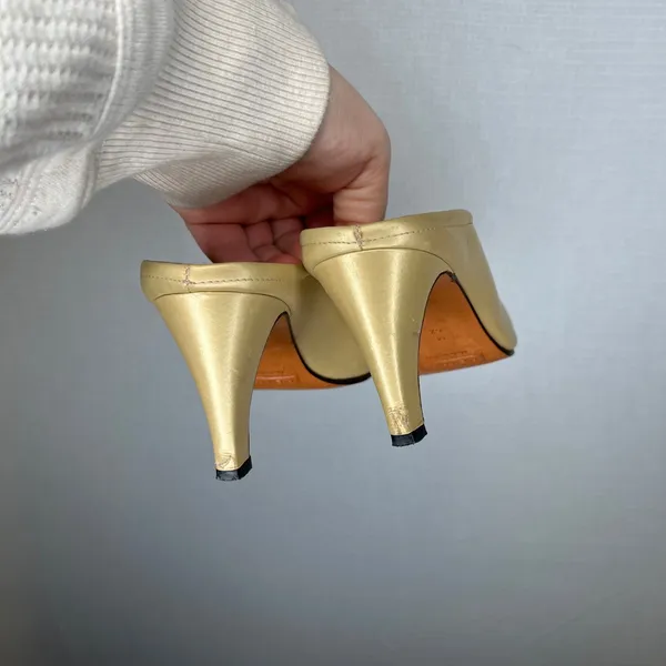 Petra Gold Metallic Leather Pointed Toe Mules Made in Italy Womens‎ 6.5 M - Image 4