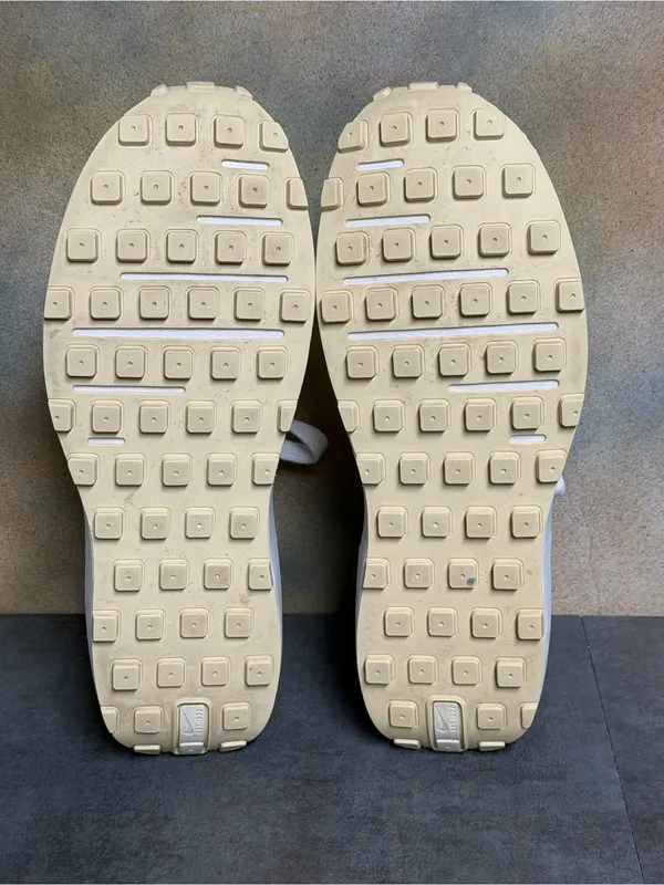 Nike Waffle One Essentials Women Sneakers DM7604-100 Summit White Fossil Sz 8.5 - Image 16