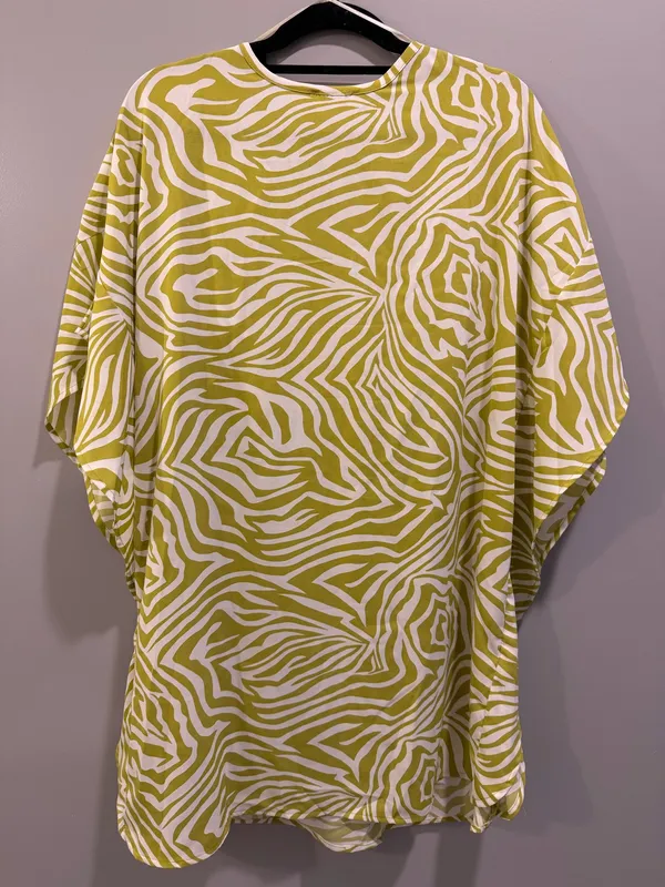 Umgee Lime and White Zebra Print Relaxed Fit V-Neck Swim Cover-Up Small / Medium - Image 6