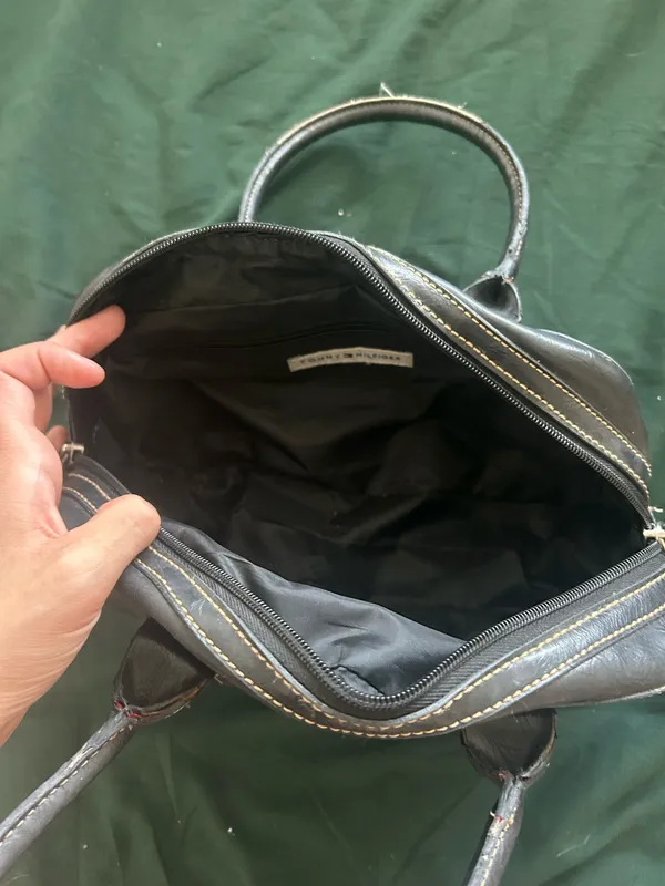 Tommy Hilfiger Vintage Y2K Bag Small Shoulder Black - Image 3
