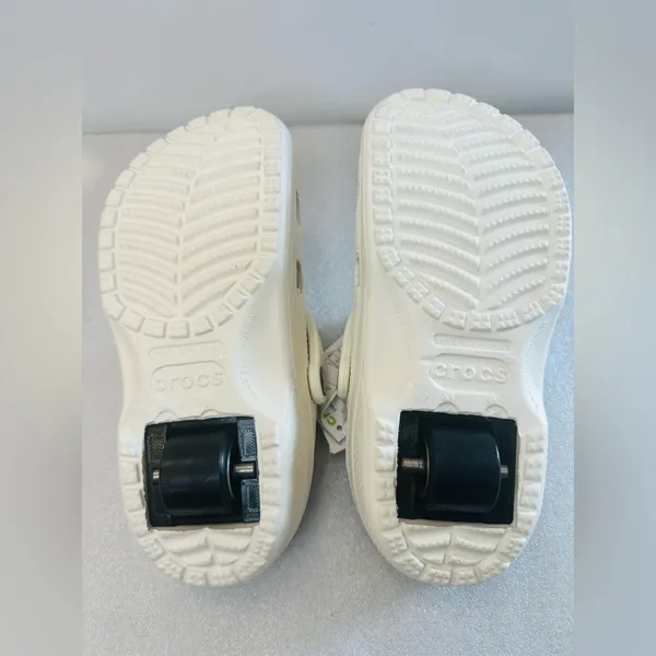 Crocs Literate Clog Size M4/W6 204592-0DD Off White NWT On Wheels - Image 3