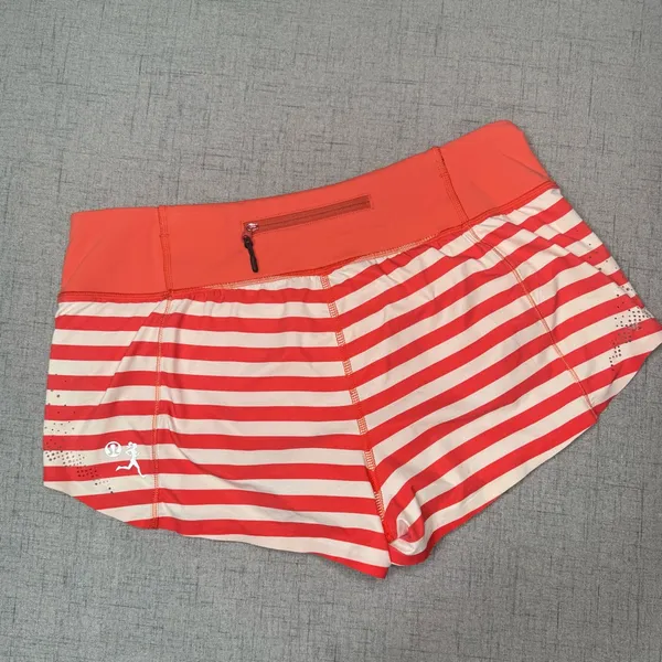 Lululemon Run Light As Air Short Fearless Red Waldo Stripe 2012 Seawheeze Size 8 - Image 7