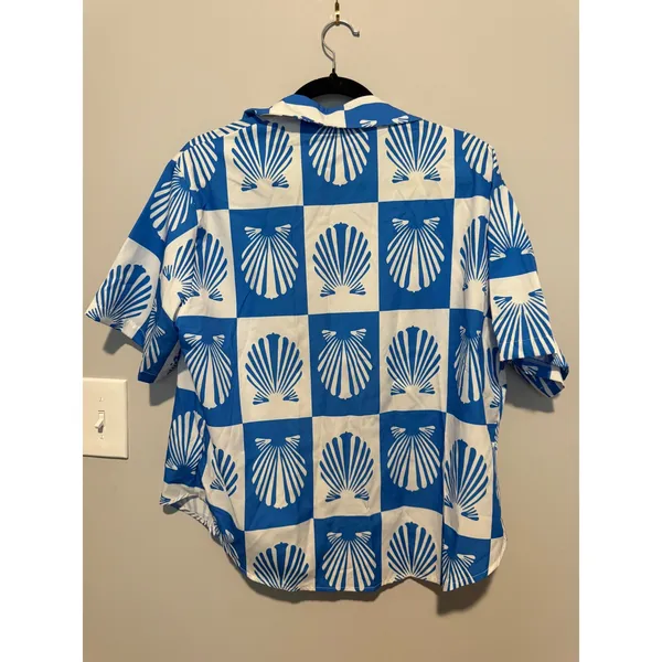 Blue White Seashell Checkered Short Sleeve Button Down Shirt Medium - Image 4