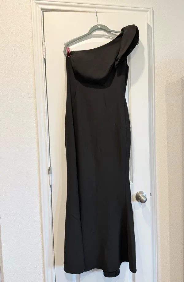 Madison James Black Formal Dress - Image 2