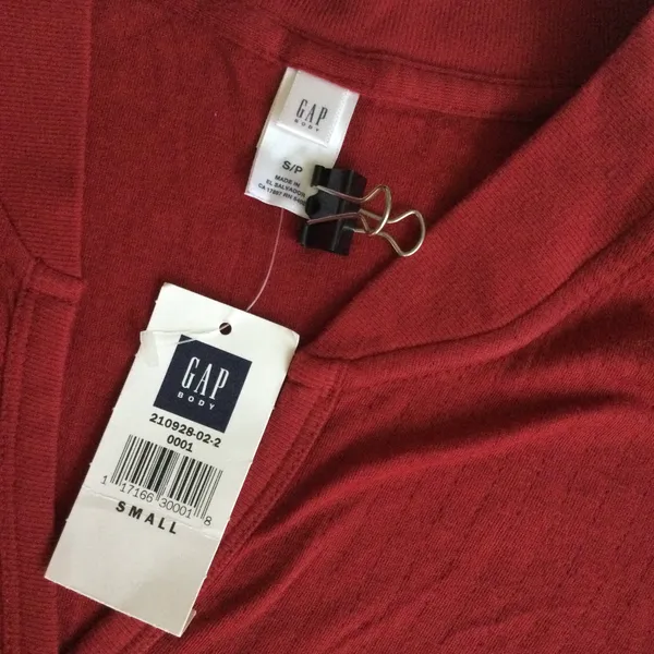 Vintage NWT Y2K Split-Neck Long Sleeve Split Neck Tee Red Cotton - Sz Small - Image 8