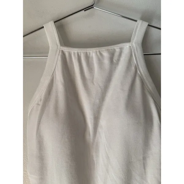 NWT OGL Plantive Chic Square Neck Ruched Rib Bra Tank Top White Size Medium - Image 4