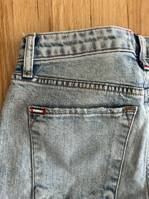 Alice + Olivia AO LA Perfect Crop Kick flare Jean in rebel rebel size 26 - Image 9