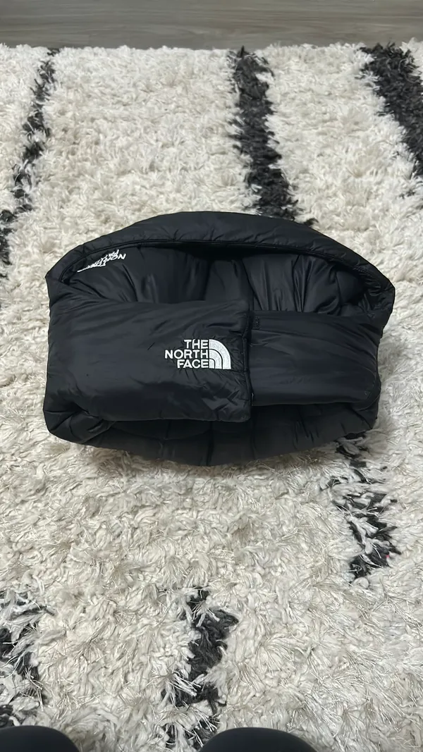 The North Face 550 Puffer Coat - Image 8