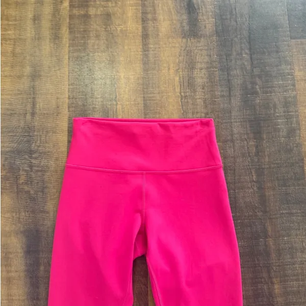Lululemon Wunder Pink Train High-Rise Tight 25" Size 8 - Image 5
