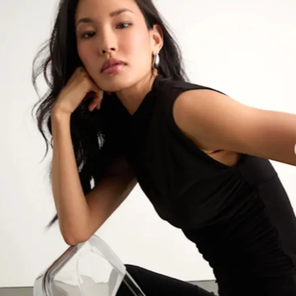 LULU's Sexy Chic Elegant Sophisticated Party Business Professional Mock Neck - Image 3